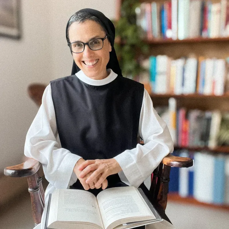 Sr. María Gonzalo-García